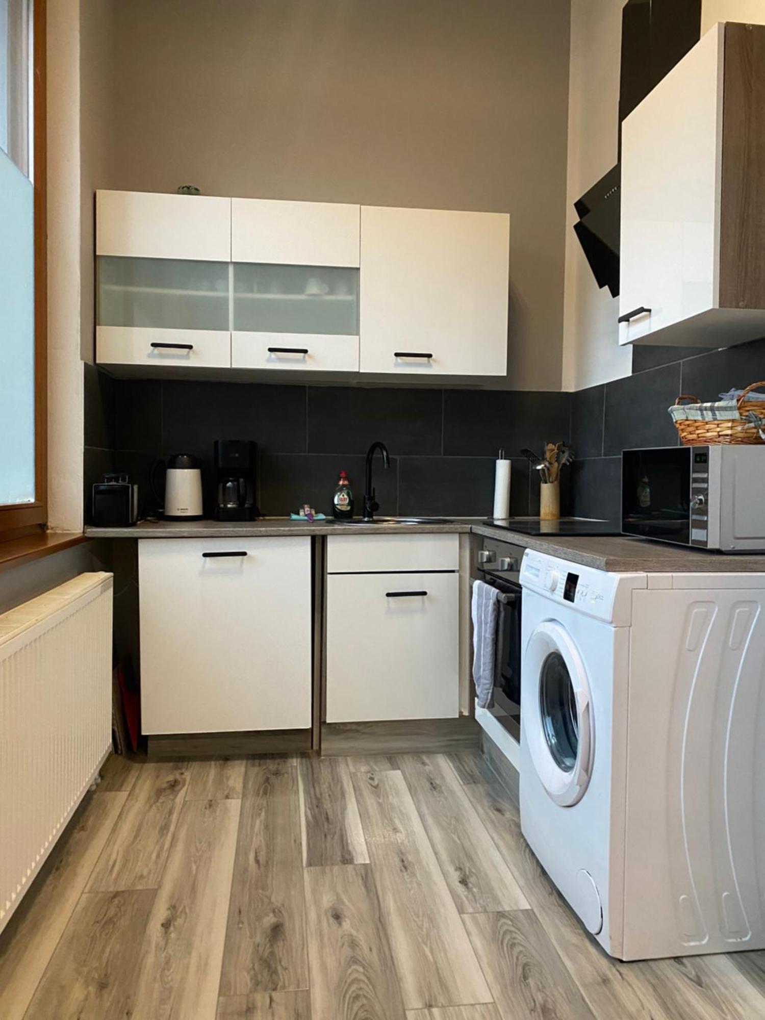 City-apartment Timeless- Frisch Renoviert Appartement Berlin